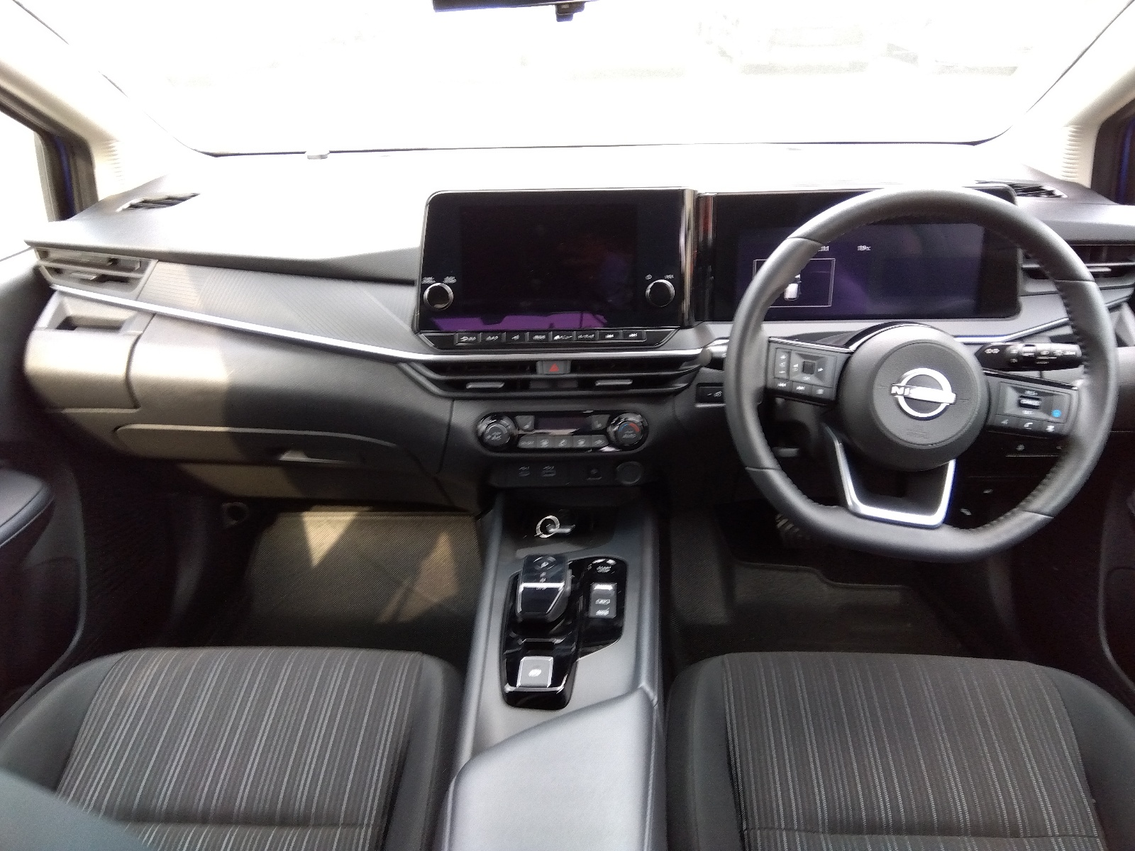 Nissan Note Image 2