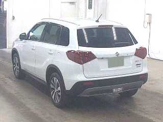 Suzuki Escudo Image 2