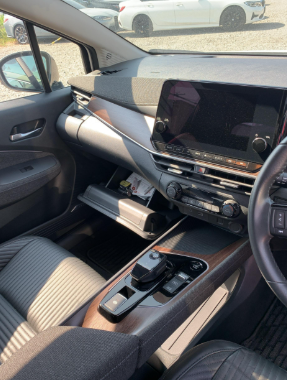 Nissan Note Aura Image 2