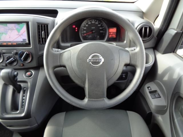 Nissan NV200 Image 2