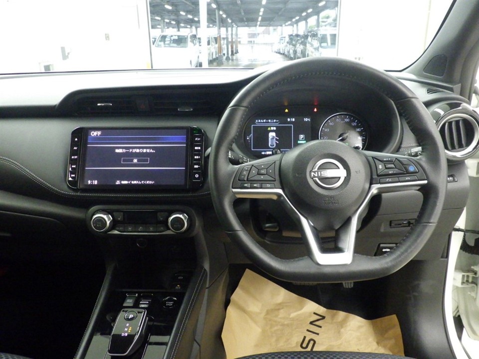 Nissan Kicks X 90 ANNIVERSARY Image 2