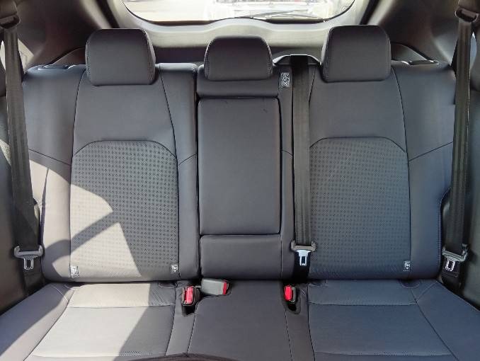 Toyota Yaris CROSS Image 3