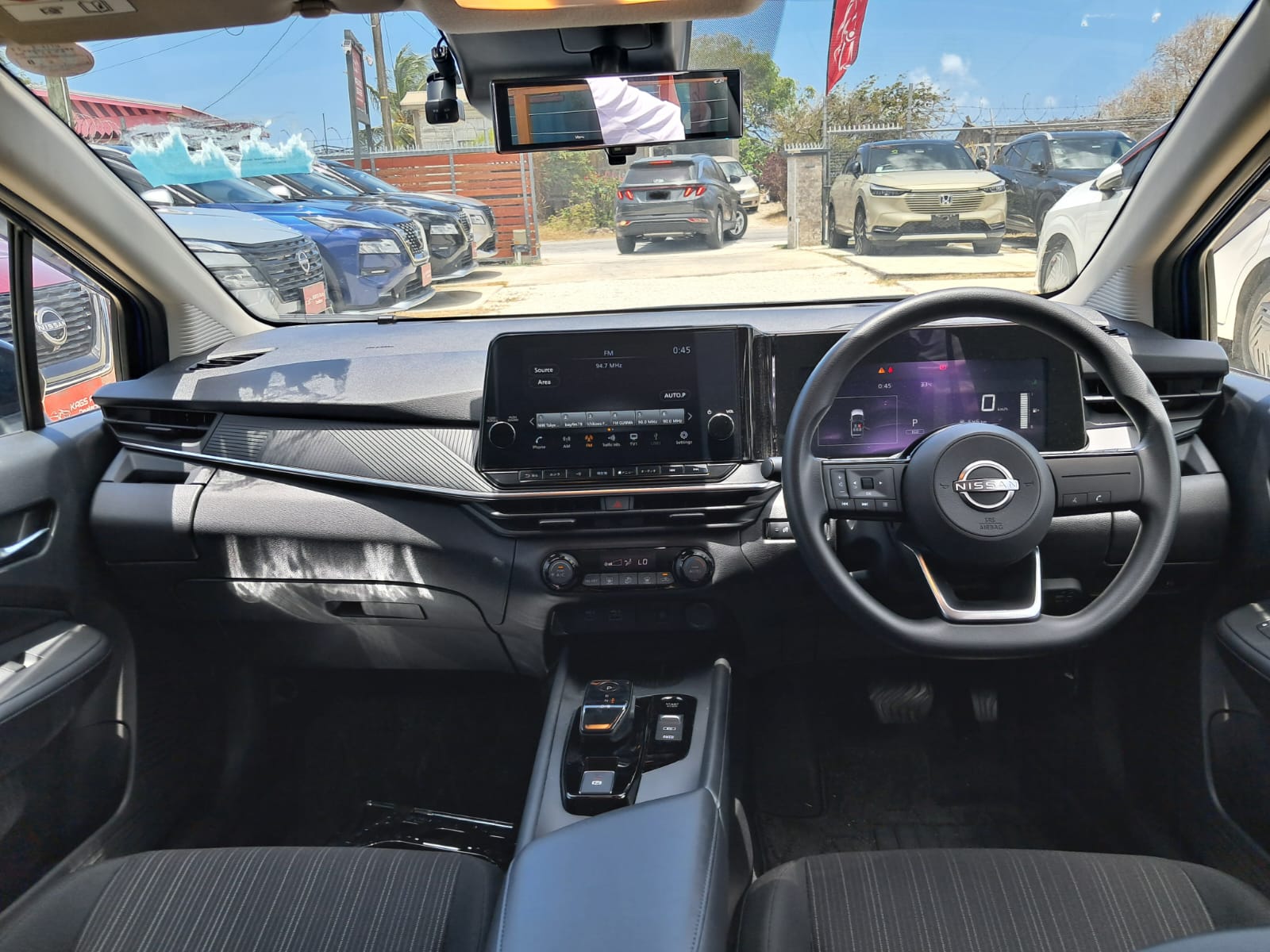 Nissan Note Image 2
