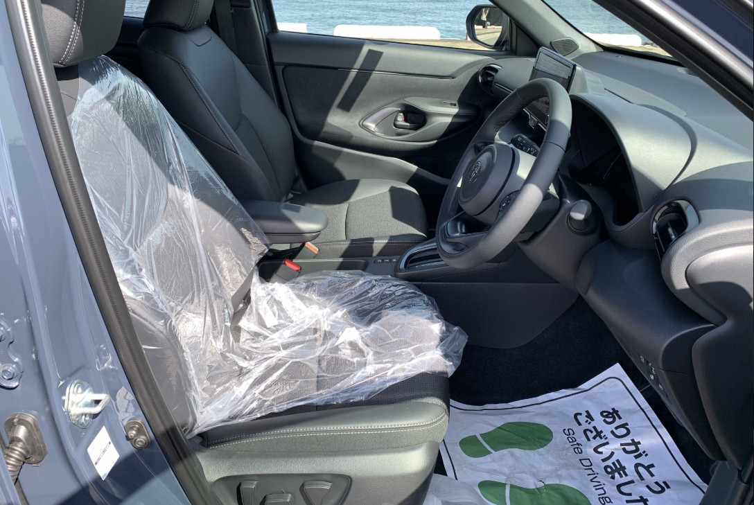 Toyota Yaris CROSS Image 2