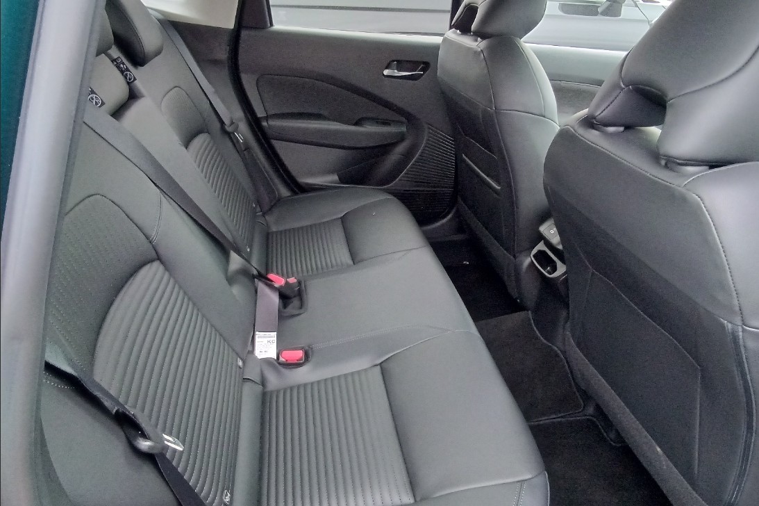 Nissan Note Aura Image 4