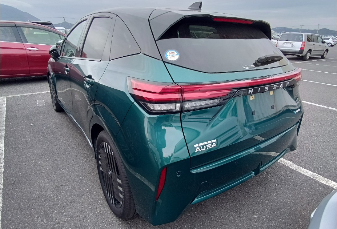 Nissan Note Aura Image 5