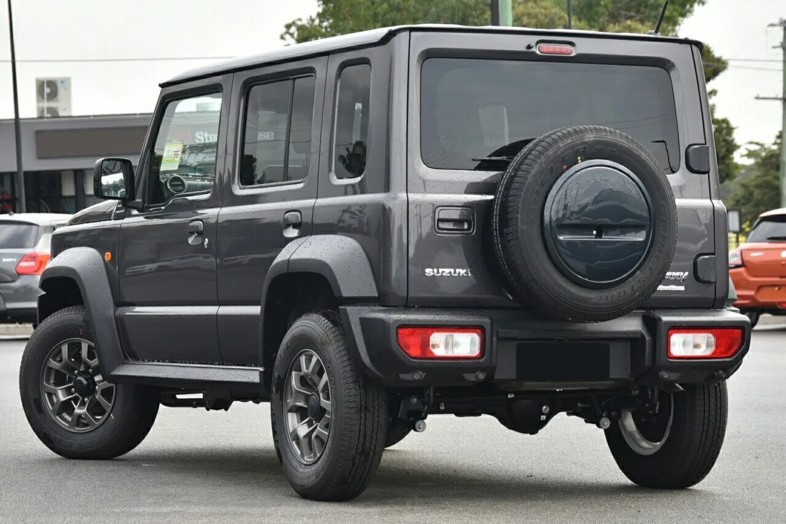 Suzuki Jimny Alpha Image 5